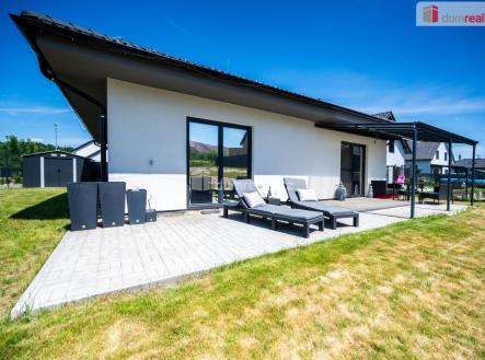 1 | Prodej - dům/vila, 144 m²