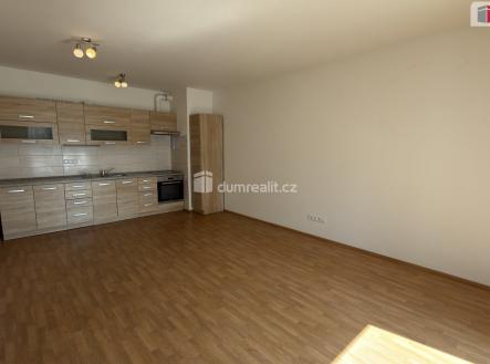 3 | Pronájem bytu, 2+kk, 63 m²