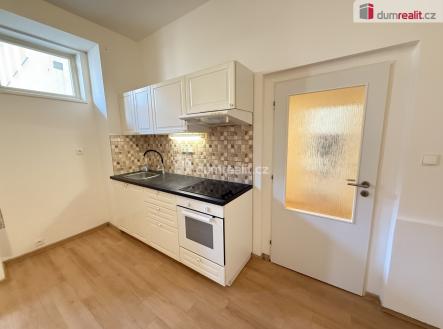 4 | Pronájem bytu, 2+kk, 46 m²