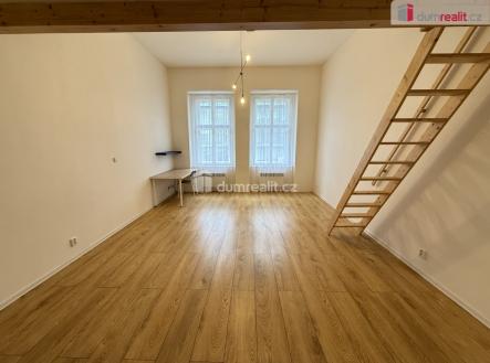 4 | Pronájem bytu, 1+kk, 48 m²