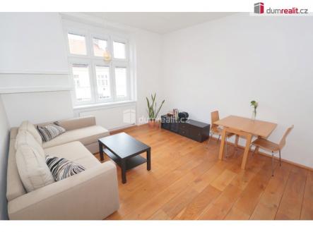 2 | Pronájem bytu, 2+kk, 51 m²