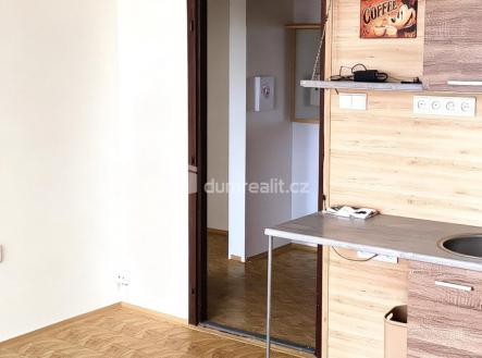 3 | Pronájem bytu, 2+kk, 43 m²