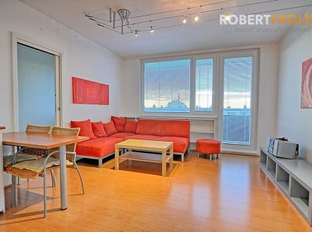 Zařízený byt 2+kk s lodžií - Praha 6, Ruzyně - Dědinská - obývák | Pronájem bytu, 2+kk, 47 m²