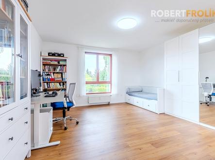 Nezařízený byt 2+kk - Hostivice, ul. Zimní - obývák | Pronájem bytu, 2+kk, 62 m²
