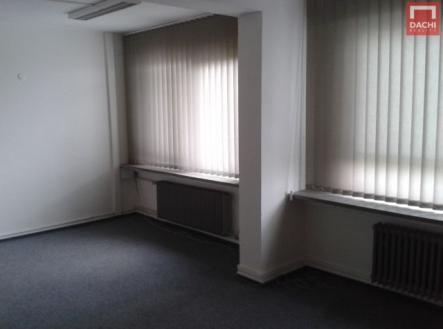 1-patro-139-b.jpg | Pronájem - kanceláře, 18 m²