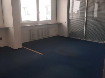 20230306-095924.jpg | Pronájem - kanceláře, 300 m²