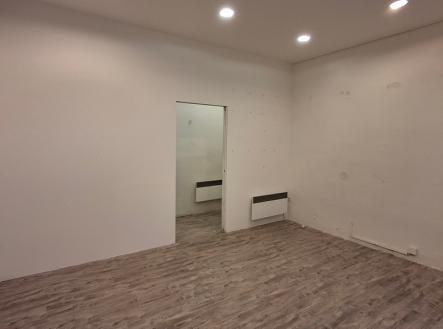 20250513-100805-resized.jpg | Pronájem - obchodní prostor, 19 m²