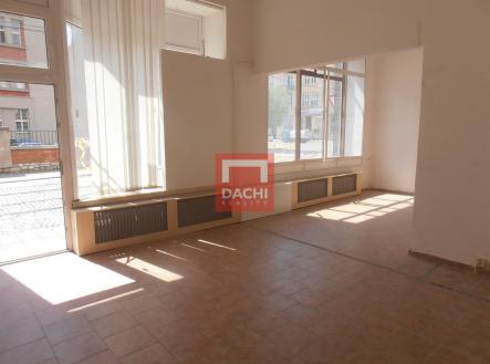 Pronájem - obchodní prostor, 73 m² obrázek