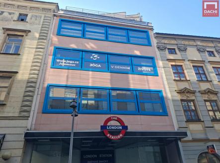 1-zvenci.jpg | Pronájem - obchodní prostor, 645 m²