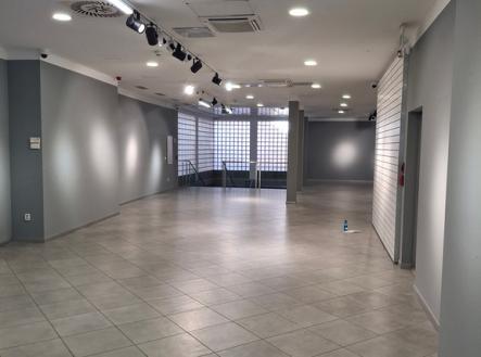 20250305-145524.jpg | Pronájem - obchodní prostor, 645 m²