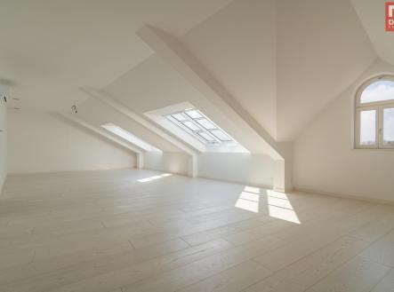 dsc07492.jpg | Prodej bytu, 4+kk, 211 m²