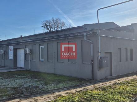 20250130-103744.jpg | Pronájem - skladovací prostor, 550 m²