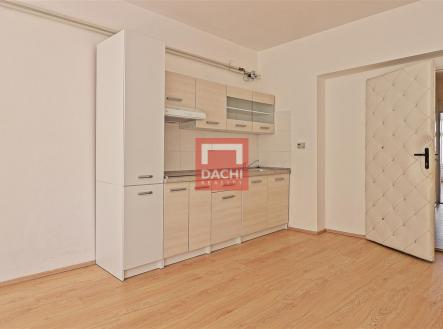 dachi-004.jpg | Prodej - nájemní dům, 451 m²