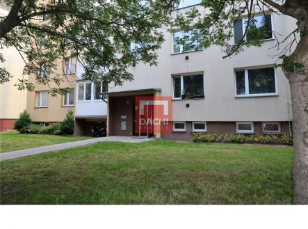 Pronájem bytu, 1+kk, 34 m² obrázek