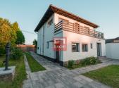 Prodej - dům/vila, 150 m²