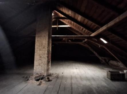 20250924-104725-resized.jpg | Prodej - dům/vila, 450 m²