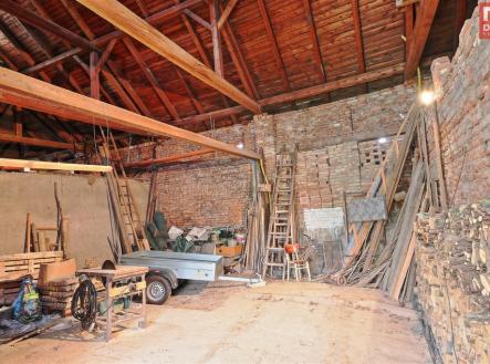 dachi-011.jpg | Prodej - zemědělský objekt, 1 789 m²