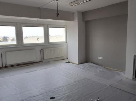 20260304-104725-resized.jpg | Pronájem - kanceláře, 228 m²