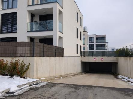 whatsapp-image-2026-02-24-at-16.12.01-5.jpeg | Pronájem - malý objekt/garáž