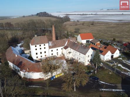 ph-kralovice-01.jpg | Prodej - historický objekt, 6 674 m²