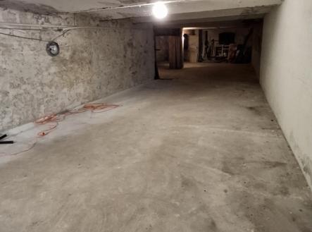 20260421-100231-resized.jpg | Pronájem - skladovací prostor, 100 m²