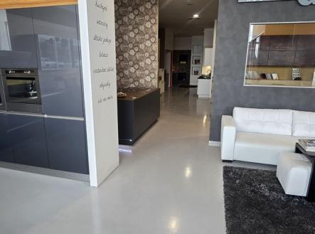 whatsapp-image-2026-05-07-at-11.23.12-1.jpeg | Pronájem - obchodní prostor, 237 m²