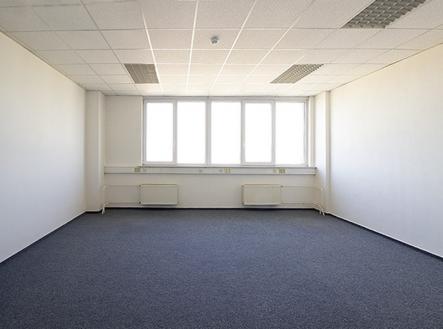 3 | Pronájem - kanceláře, 384 m²