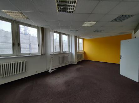 Pronájem - kanceláře, 115 m²
