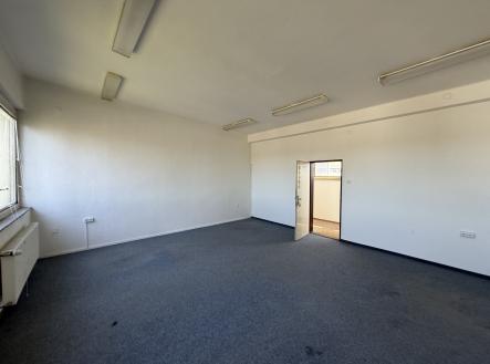 IMG_4953 | Pronájem - kanceláře, 34 m²