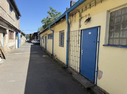 IMG_4940 | Pronájem - komerční objekt, sklad, 57 m²