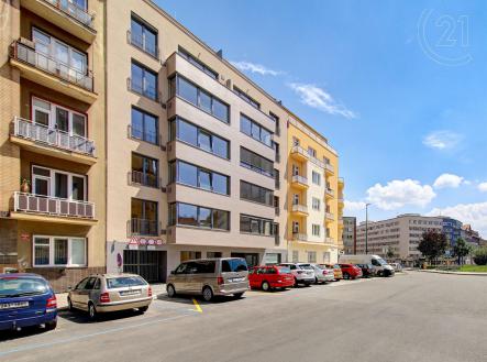 . | Prodej bytu, 2+kk, 58 m²