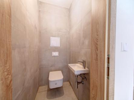 Toaleta | Prodej bytu, 2+kk, 39 m²