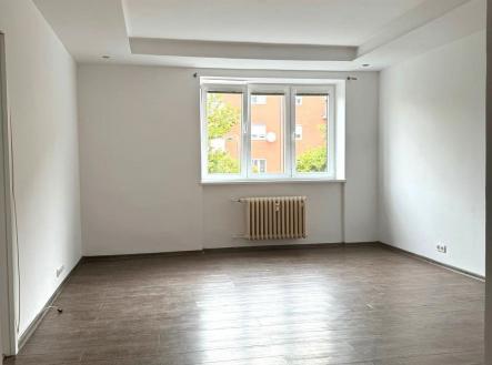 . | Pronájem bytu, 3+kk, 63 m²