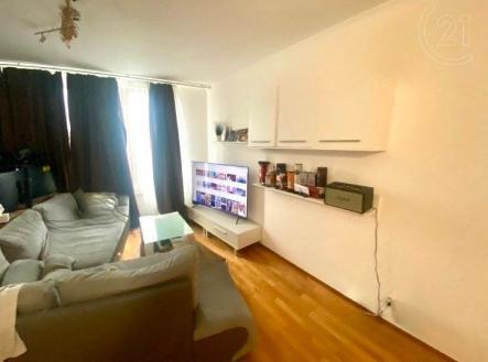 . | Pronájem bytu, 2+kk, 58 m²