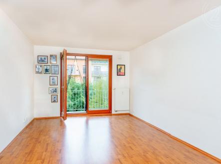 obytná místnost s kuchyní | Prodej bytu, 2+kk, 55 m²