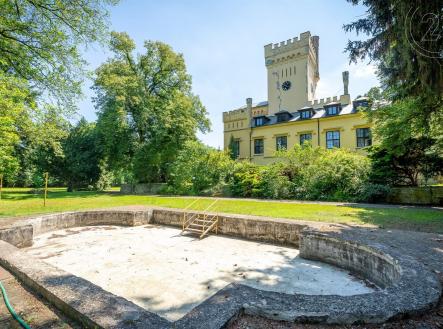 . | Prodej - historický objekt, 40 000 m²