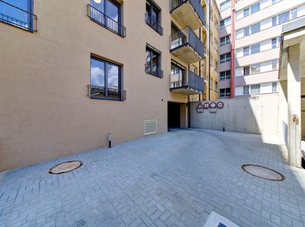 . | Prodej bytu, 1+kk, 48 m²