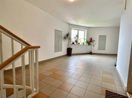 . | Prodej bytu, 1+kk, 39 m²