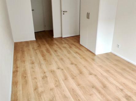 . | Pronájem bytu, 2+kk, 46 m²