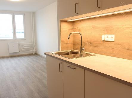 . | Pronájem bytu, 2+kk, 42 m²