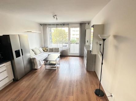 . | Pronájem bytu, 2+kk, 50 m²