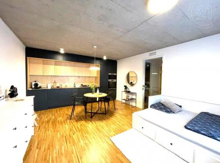 . | Pronájem bytu, 1+kk, 35 m²