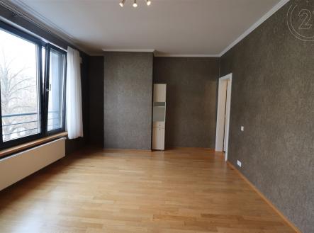 . | Pronájem bytu, 3+kk, 100 m²