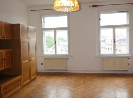 . | Pronájem bytu, 3+1, 101 m²