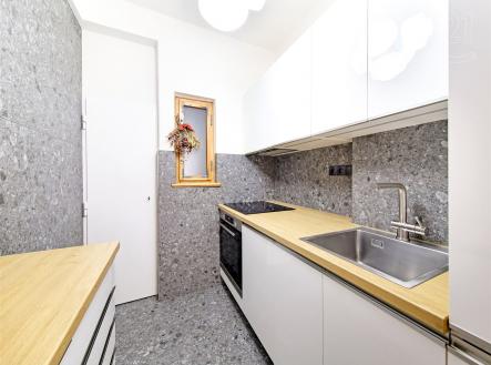 . | Prodej bytu, 1+kk, 34 m²