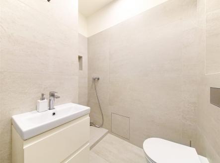 . | Prodej bytu, 1+kk, 34 m²