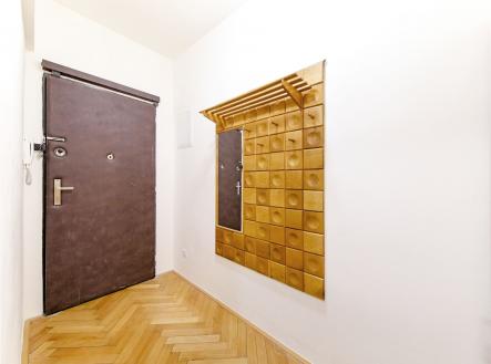 . | Prodej bytu, 1+kk, 34 m²