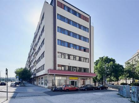 . | Pronájem - obchodní prostor, 378 m²