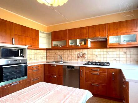 Pronájem bytu, 3+1, 70 m² obrázek