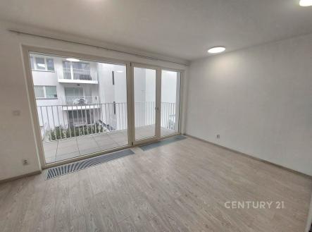 . | Pronájem bytu, garsoniéra, 34 m²